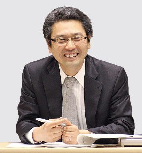 西岡 秀樹 先生